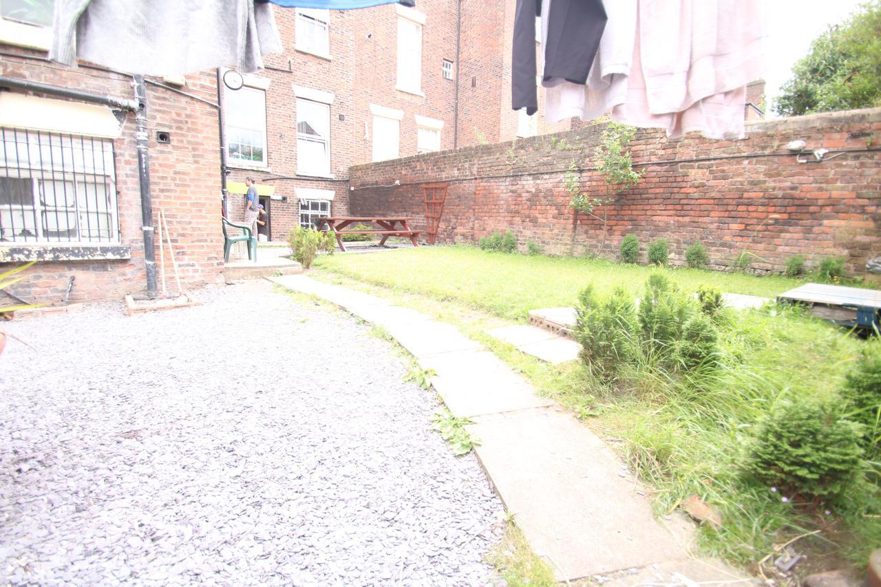 Everton Hostel Liverpool Exterior photo